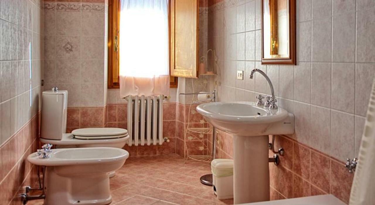 סן קאסיאנו ב-ואל די פזה Agriturismo I Ceppi מראה חיצוני תמונה